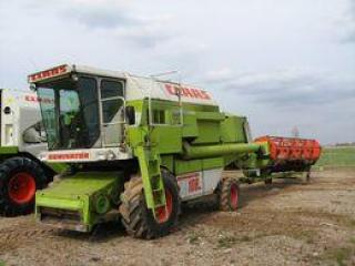 Продам комбайн зерноуборочный CLAAS Dominator 108 SL