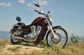 SUZUKI-INTRUDER сlassic