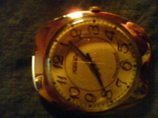 продам часы золотые мужские с браслетом