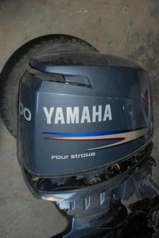 Продам лодочный мотор Yamaha 100 л.с