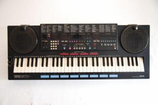 Синтезатор  YAMAHA  PSS  - 790