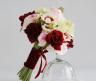 свадебный букет,бутоньерка,прокат ваз,арка с цветами на свадьбу,композиция на стол.киев